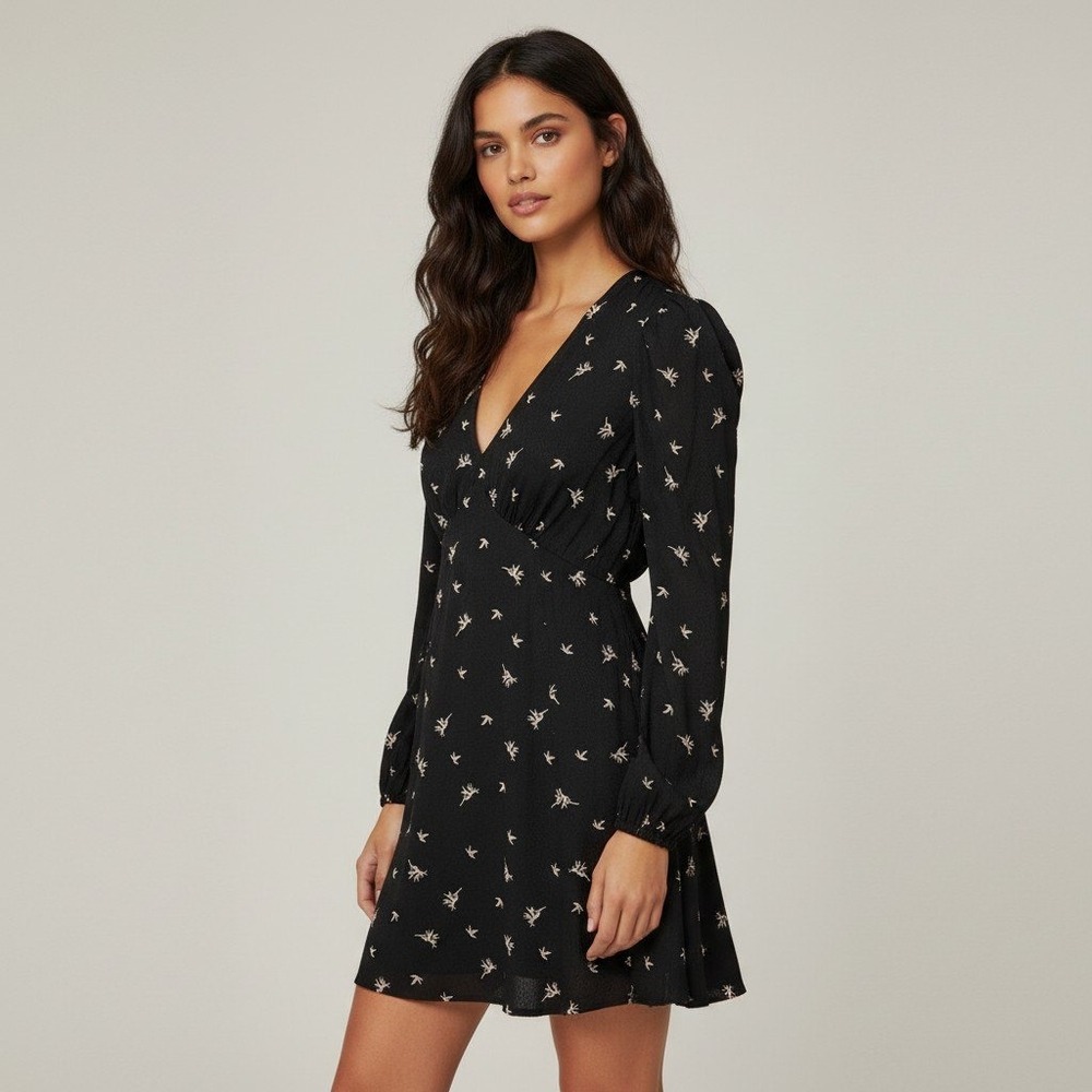 AllSaints Black Embroidered Leaf V-Neck Mini Dress Long Sleeve Womens Size US 6